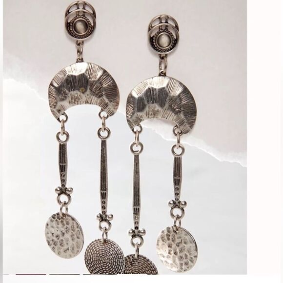 NWOT New Free People Back to Brooklyn Silver Moon Dange Drop Earrings Boho - Picture 2 of 9